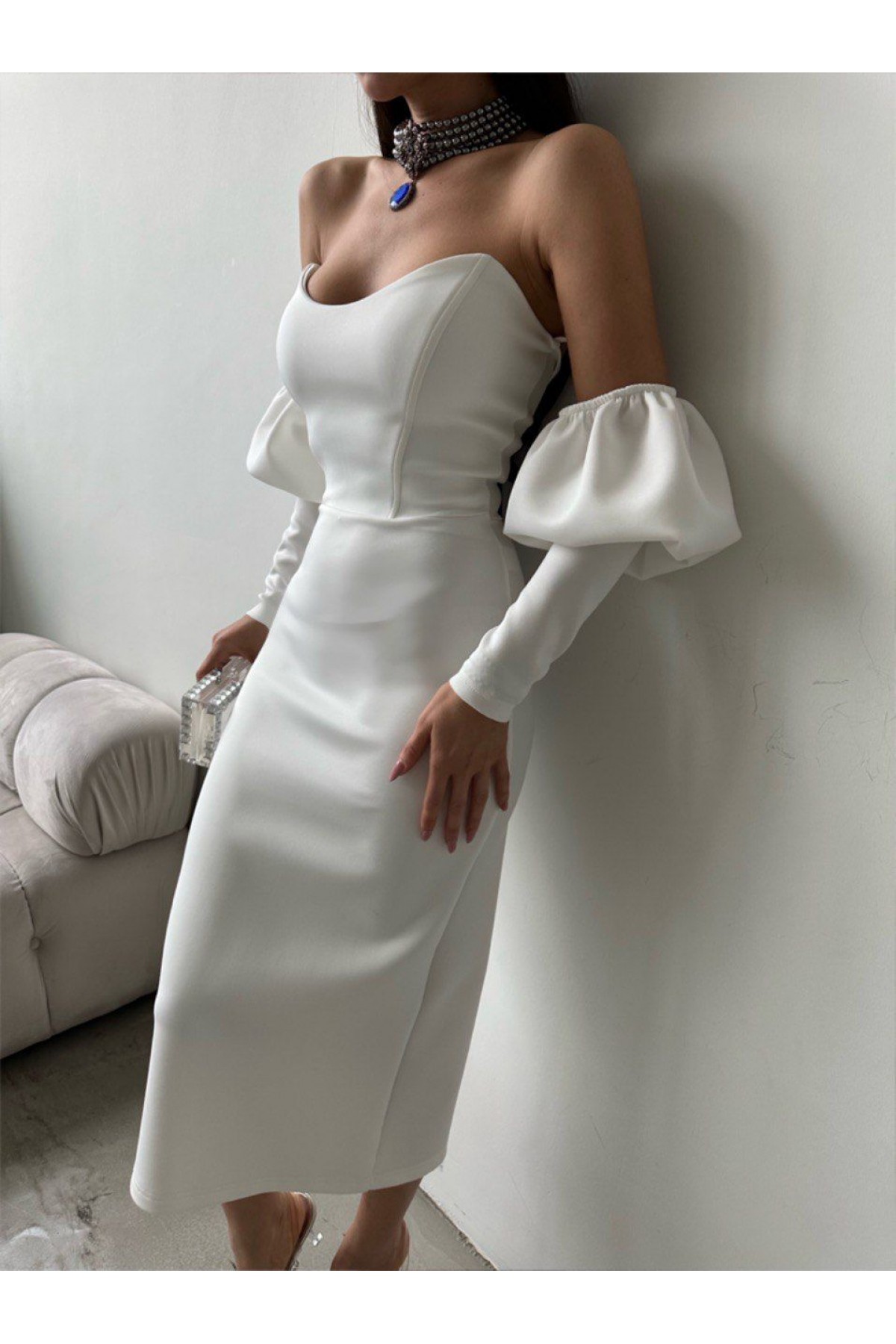 Straplez Düşük Omuz Midi Elbise-Beyaz